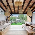 4 Vents Yourhosthelper * Grimaud